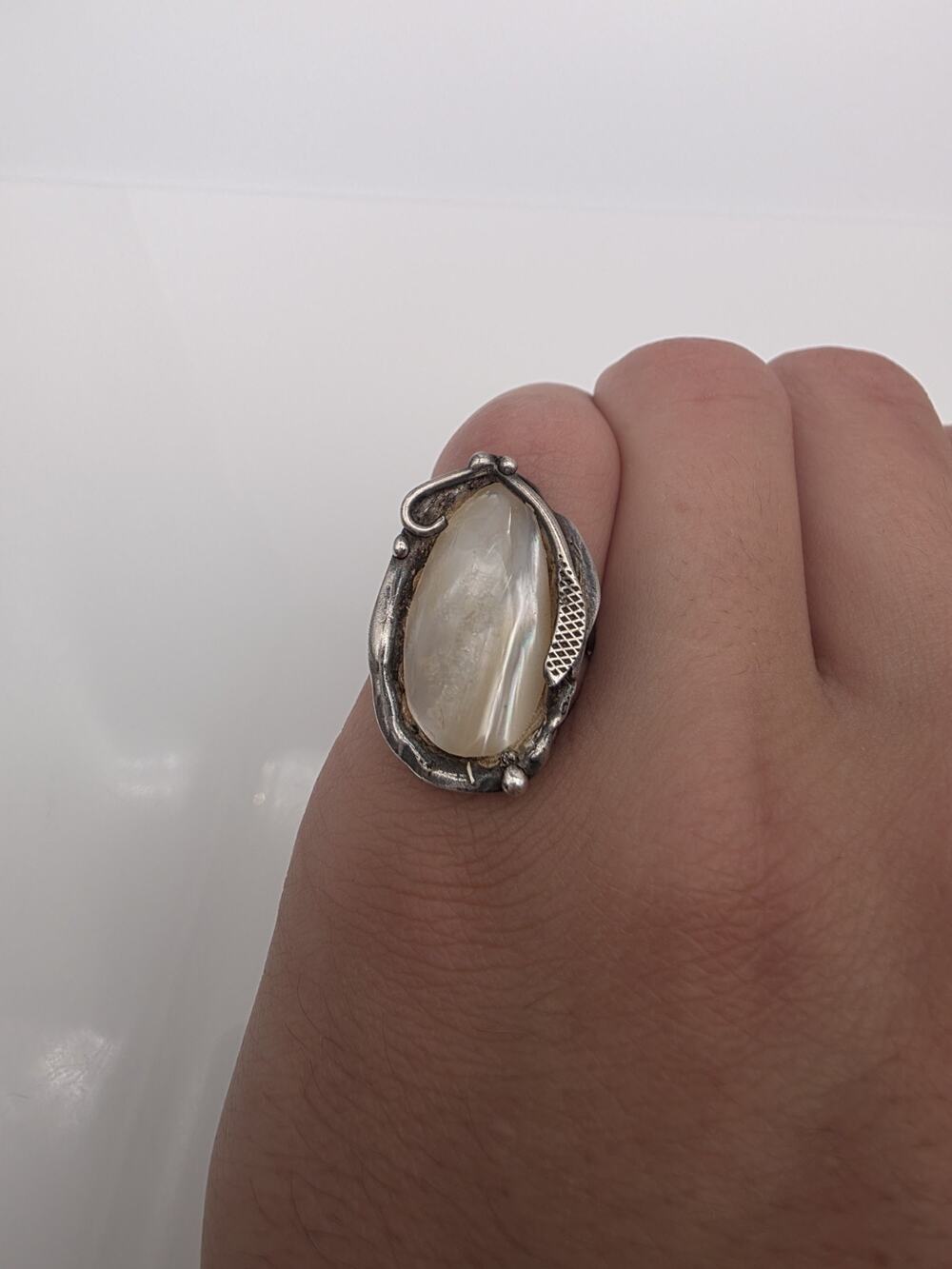 Mother Of Pearl Native American Sterling Silver 925 Ring Size 8